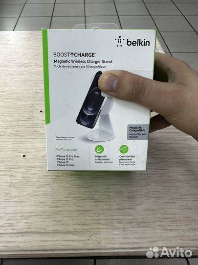 Wireless Stand Charger Belkin