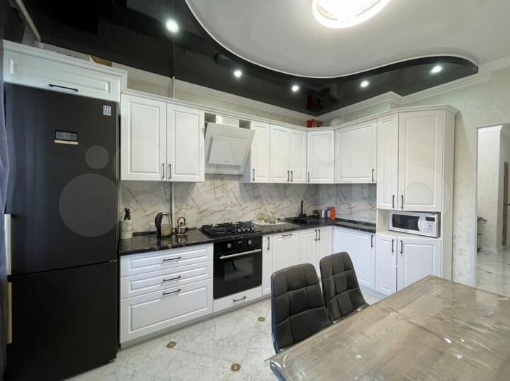 2-к. квартира, 74 м², 5/9 эт.