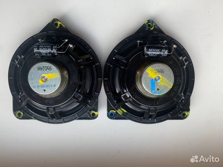 Динамики из Mercedes с200