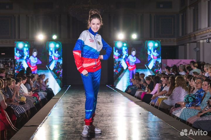 Парадный спортивный костюм для команды на заказ