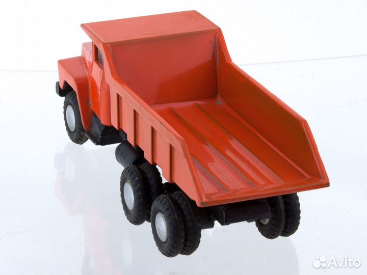 Модель грузовик самосвал Краз 251 СССР 1:50 KrAZ