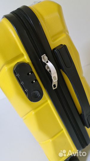 Чемодан на колесах ручная кладь xs