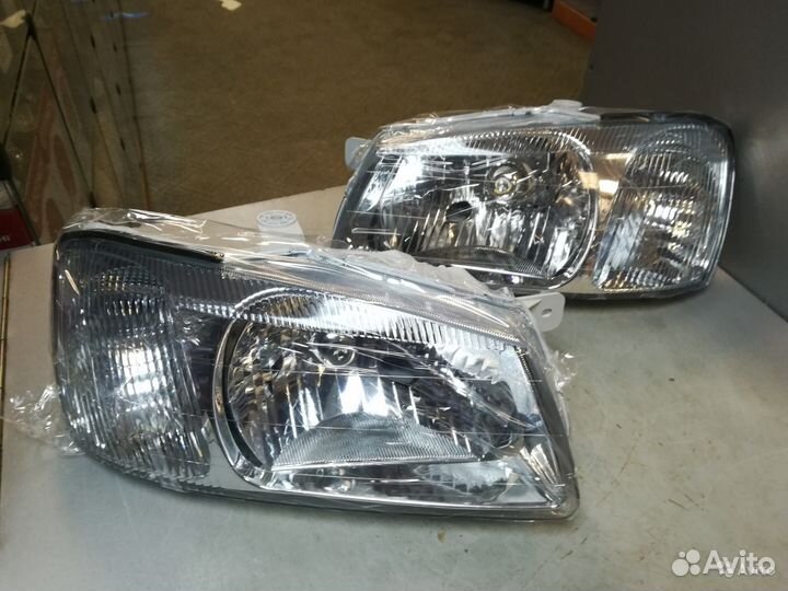Новые фары hyundai Accent левая правая