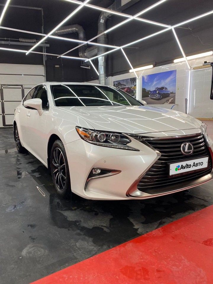 Lexus ES: фото владельца