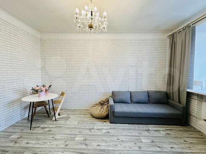 Комната 32 м² в 4-к., 5/5 эт.