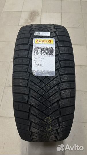 Pirelli Ice Zero FR 255/45 R20 105H