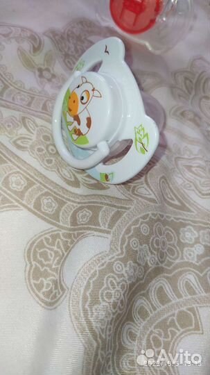 Соска пустышка Avent новая