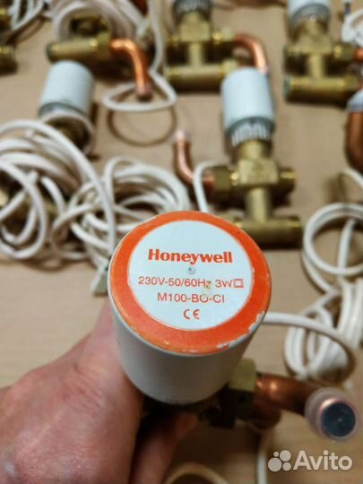 Сервопривод M100-BO-CI клапан 3-х ходовой v5833c