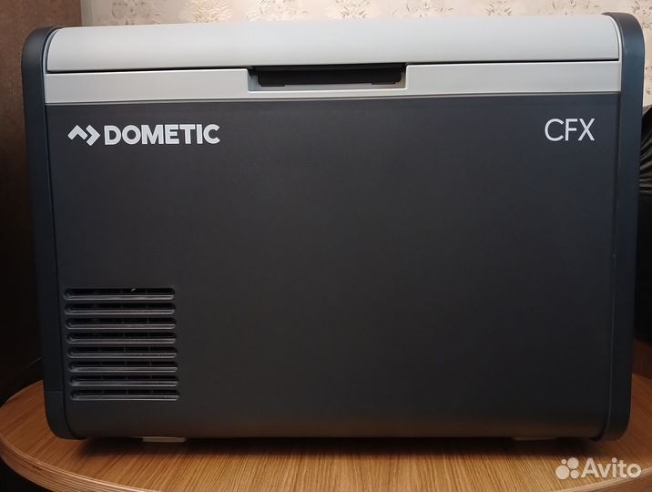 Автохолодильник dometic CFX3 55L компрессорный