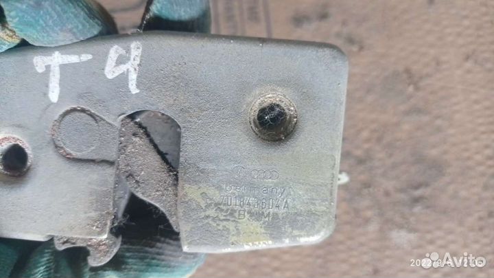 Замок двери задней правой Volkswagen Transporter T