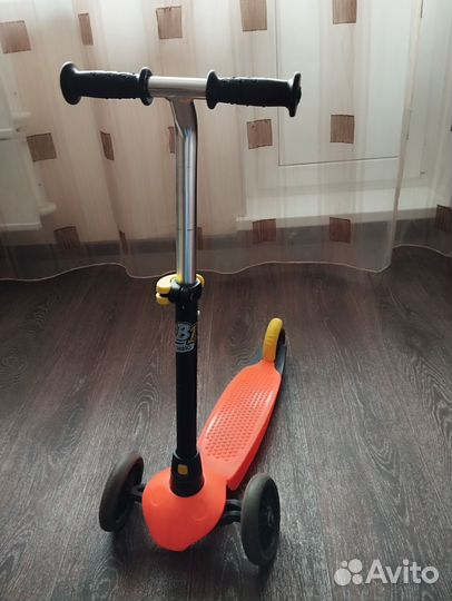Самокат детский Decatlon на возраст 3-6 лет