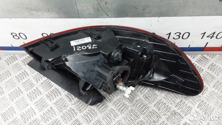 Фонарь задний правый Volkswagen Passat CC