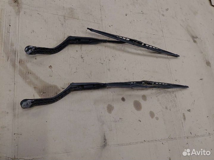 Поводок дворников Kia Sportage 1