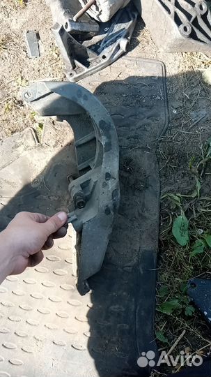 Кронштейн генератора Opel Vectra B