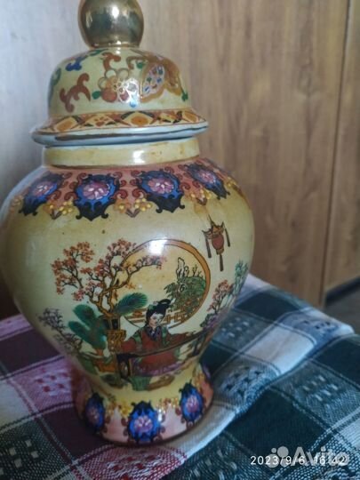 Ваза китайская ручной работы. хх век
