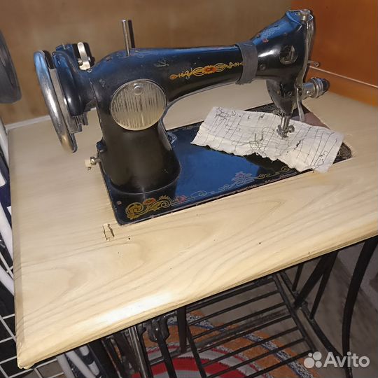 Швейная машинка пмз им.Калинина