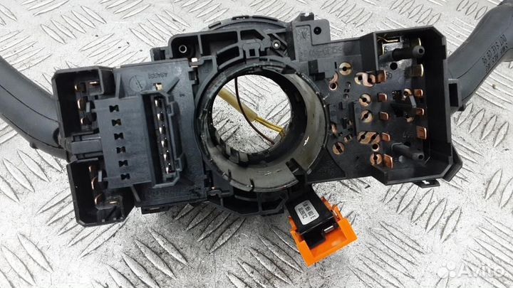 Переключатель поворотов подрулевой Volkswagen Shar