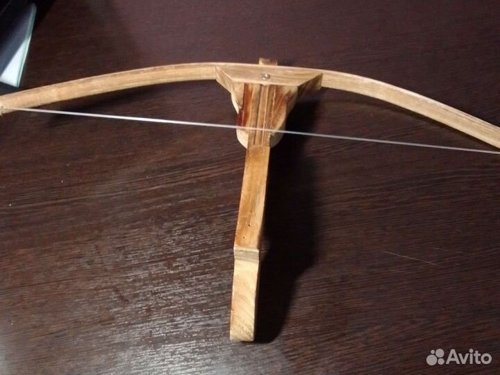 Арбалет деревянный