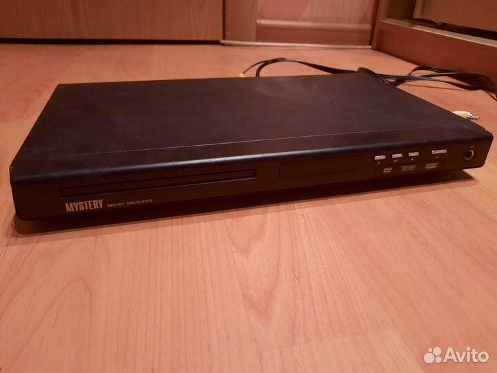DVD плеер Mystery MDV-831