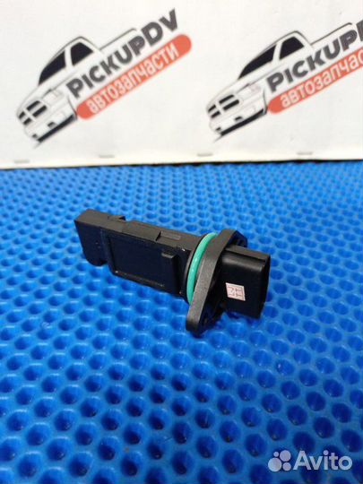 Датчик массового расхода воздуха Nissan Skyline