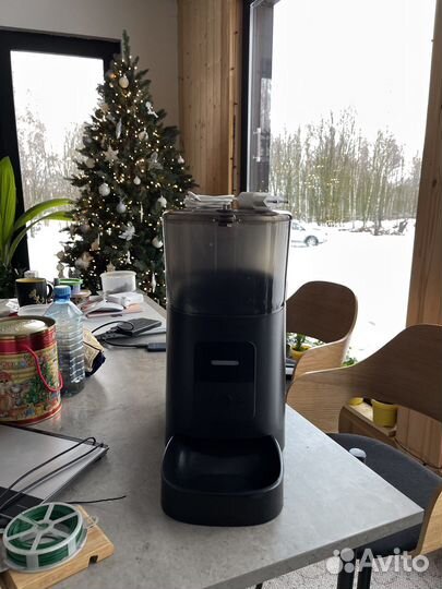 Wifi кормушка для кошек и собак. Электро кормушка