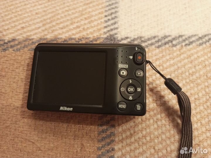 Компактный фотоаппарат nikon