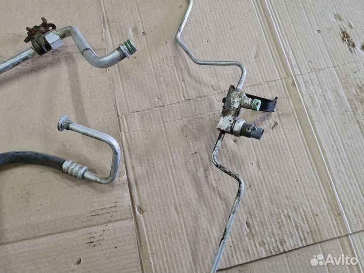 Трубки кондиционера BYD F3 4G18 бид бад Ф3