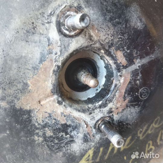 Вакуумный усилитель тормозов Nissan Almera Classic