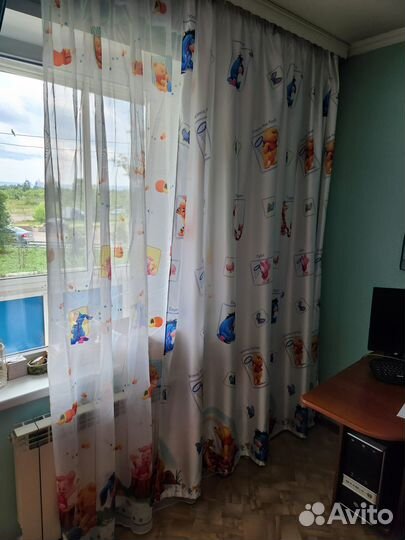 Продам шторы в детскую