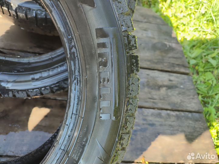 Pirelli Ice Zero 205/55 R16