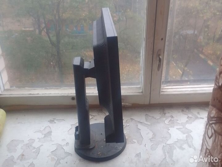 Монитор для компьютера бу