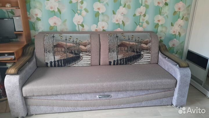 Диван Лидер