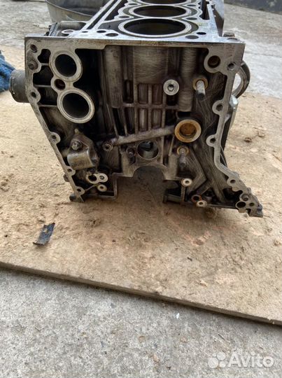 Блок на 271 мотор W204 c200compressor