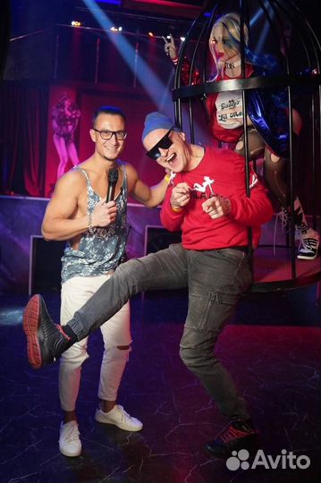 Ведущий мероприятий + DJ с оборудованием