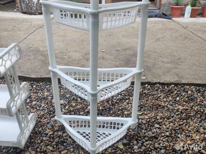 Полка для ванной угловая настенная