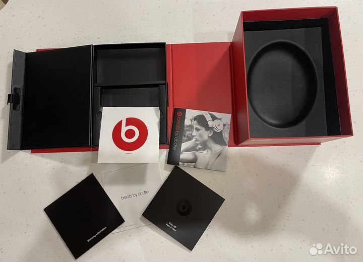 Оригинальная коробка от наушников beats бу