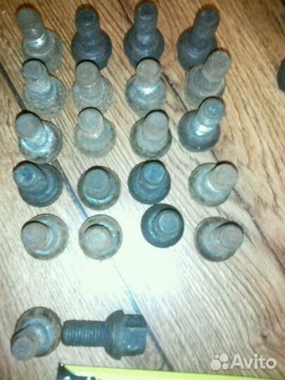 Болты на стальные диски Мерседес/mersedes