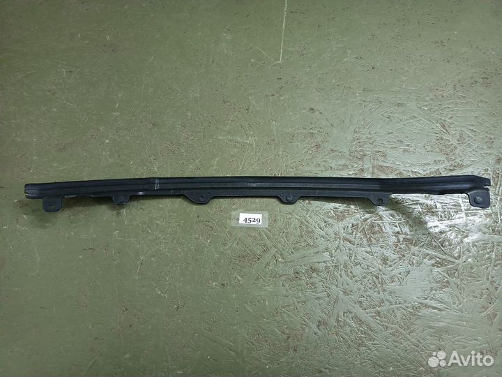 Уплотнитель двери