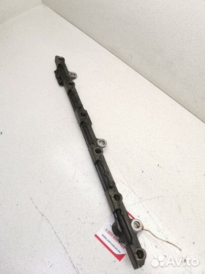 Рейка топливная Toyota Chaser JZX100 1jzge