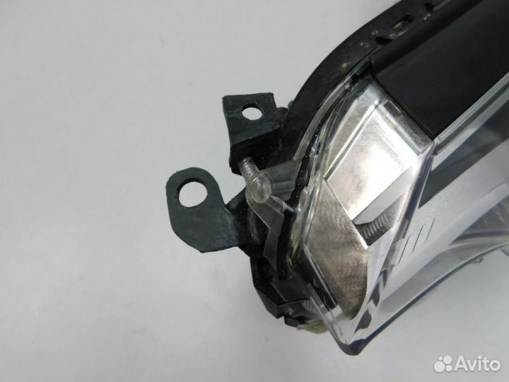 Фара левая Toyota RAV4