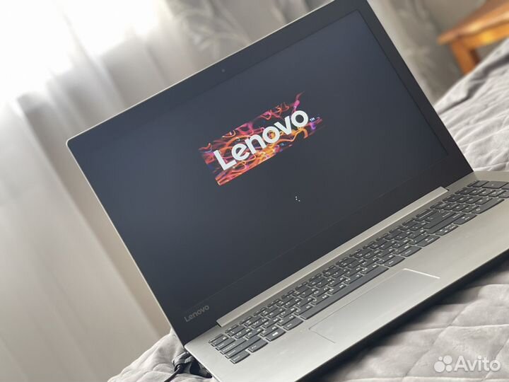 Ноутбук lenovo