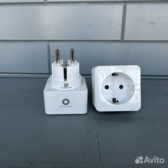 Умная розетка Яндекс