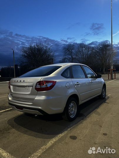 LADA Granta 1.6 МТ, 2024, 24 км