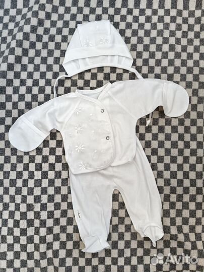 Одежда для новорождённого / крещения