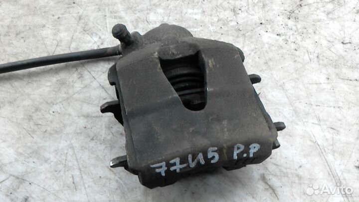 Суппорт тормозной передний правый Skoda Octavia A5