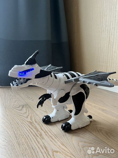 Динозавр Нордпласт огнедышащий 9/0052