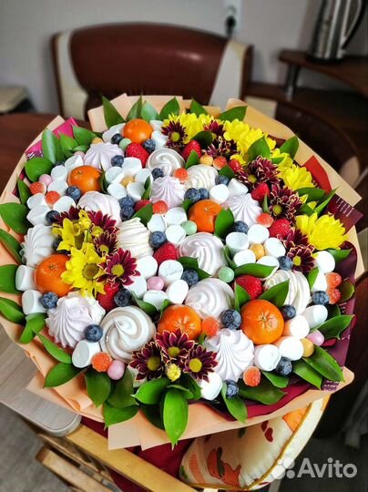 Съедобные букеты. Фрукты, сухофрукты, сладости