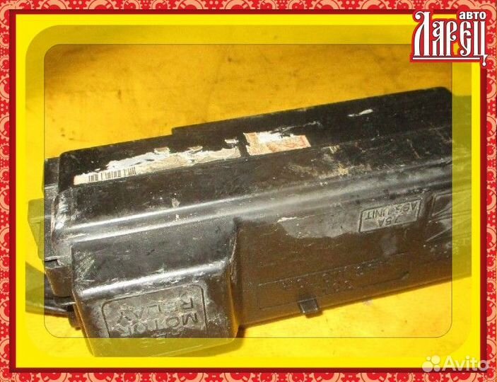 Блок предохранителей Chrysler jeep Grand cherokee