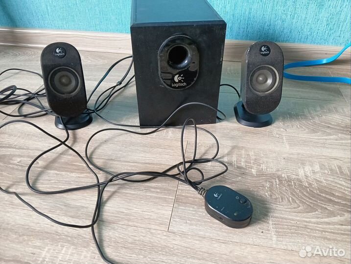 Компьютерные колонки Logitech x-210