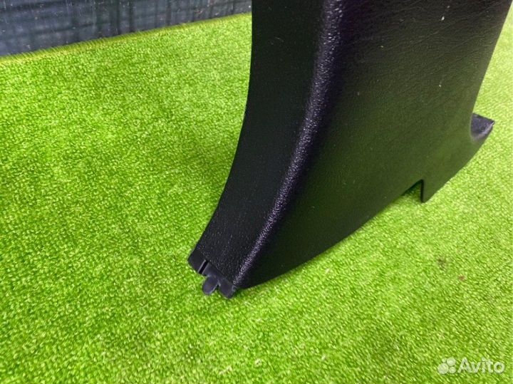 Обшивка салона правая Bmw X5 E53 M54 2005